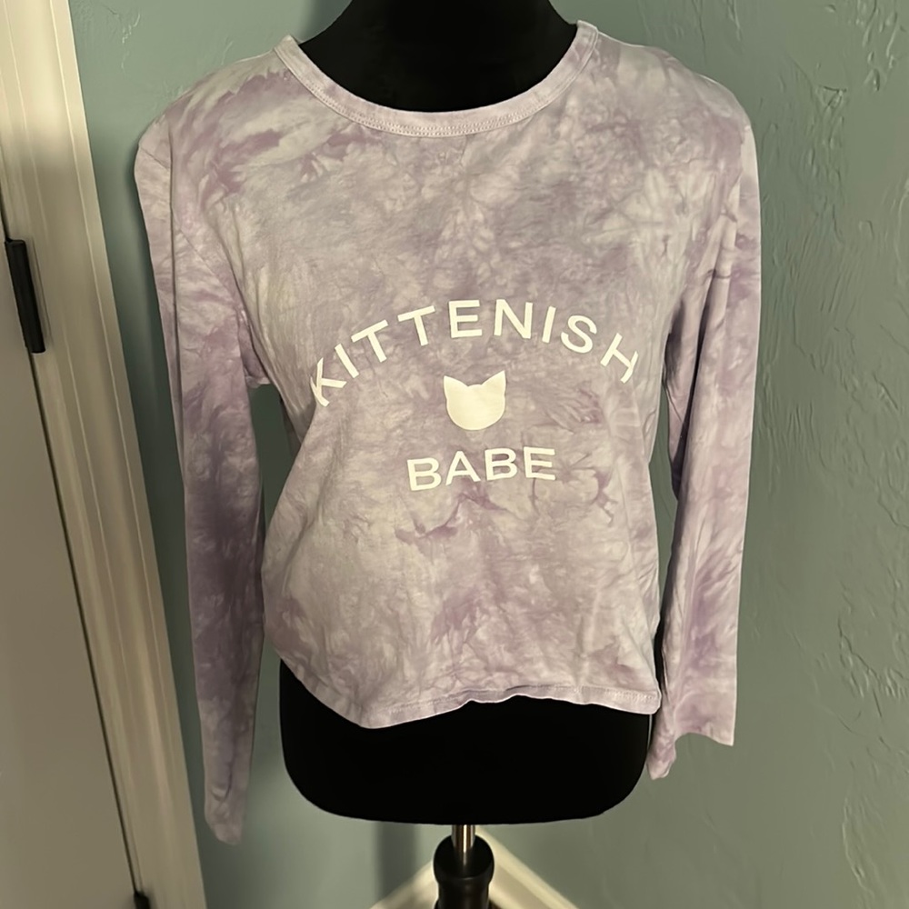 Cropped long sleeve shirt